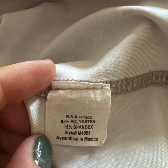 Women’s Evolution and Creation animal print athletic racerback tank top Small - Picture 4 of 4